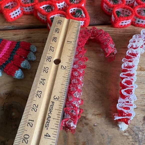 VTG Handmade Christmas Ornament Lot - Picture 12 of 16